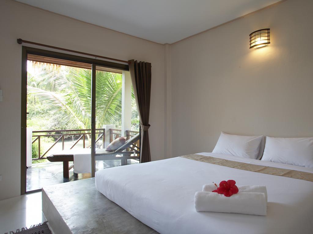 Hutcha Resort Mae Nam Exterior foto